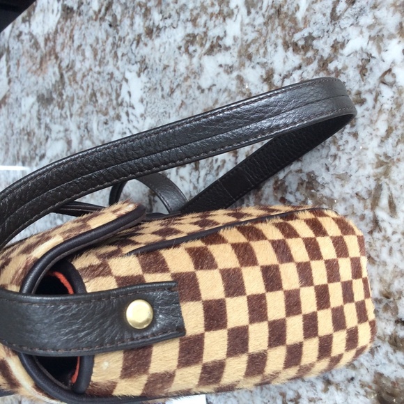 Louis Vuitton Purse - Picture 4 of 16